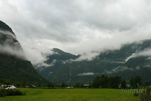 Norwegia (2334).JPG - Norwegia - w stronę Borgund